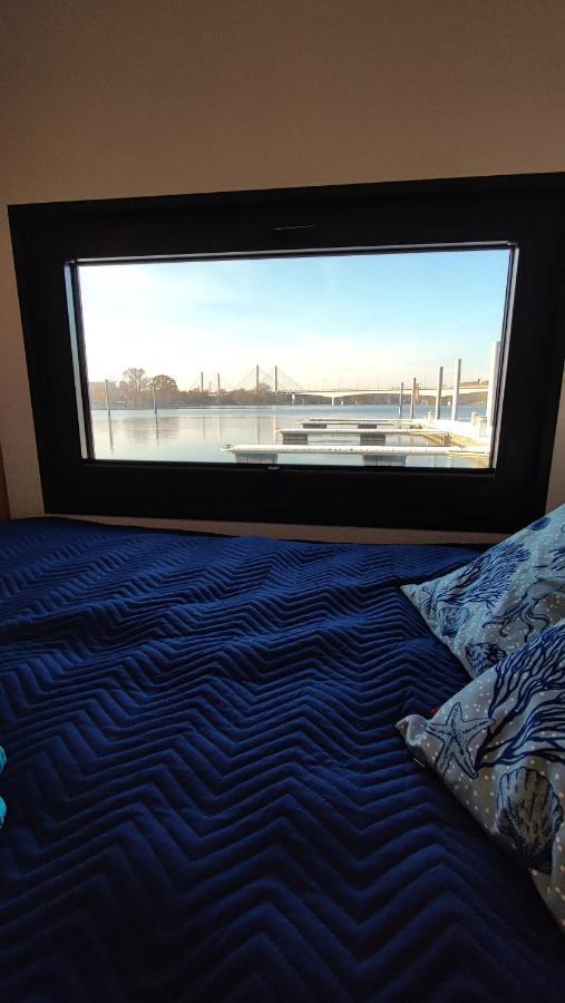 ורוצלב Houseboat Water King Apartament Plywajacy Dom Na Wodzie, 7 Os מראה חיצוני תמונה